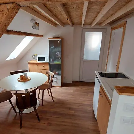 Alloggio in famiglia Large Private Near Center With Free Public Parking