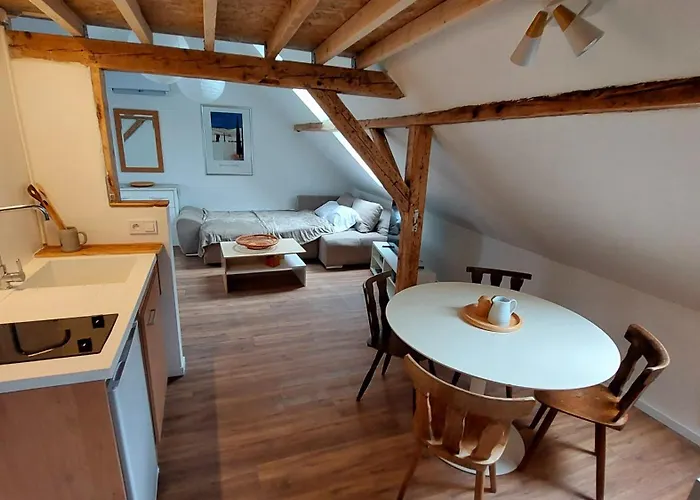 Alloggio in famiglia Large Private Near Center With Free Public Parking *